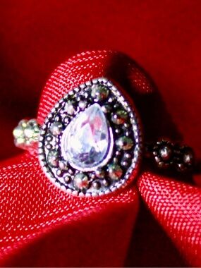 Vintage Clear Teardrop Crystal Ring in Silver